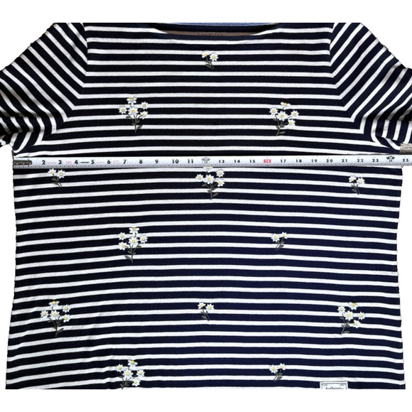 Talbots Authentic Navy White Stripe Floral Daisy Embroidered Cotton Top 2X - Picture 12 of 13